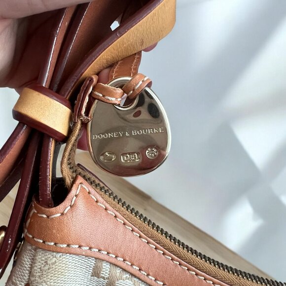 Vintage Dooney & Bourke Signature Monogram Shoulder Bag - Picture 3 of 7